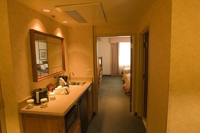 Embassy Suites Little Rock - Little Rock, AR