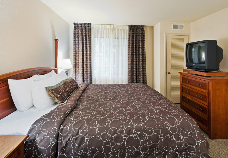 Staybridge Suites PORTLAND - AIRPORT - Portland, OR