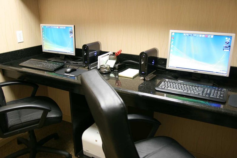 Hampton Inn & Suites Lake Jackson-Clute - Clute, TX
