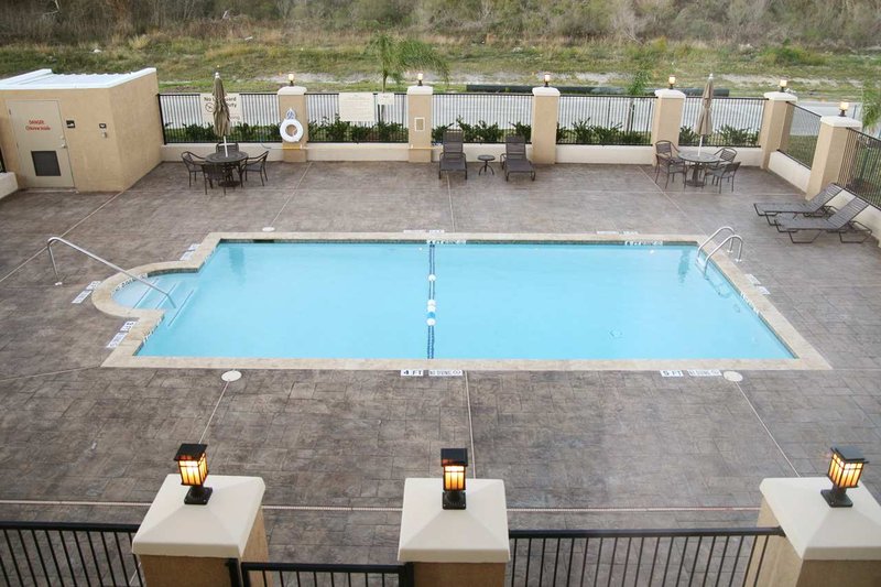 Hampton Inn & Suites Lake Jackson-Clute - Clute, TX