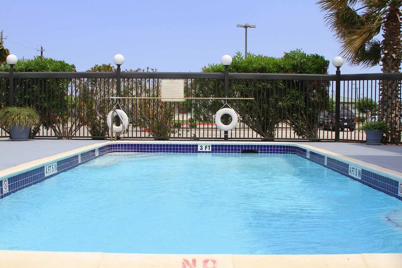 Hampton Inn Houston-Pearland - Pearland, TX