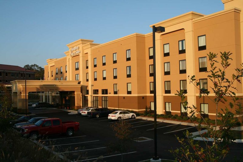 Hampton Inn & Suites Laurel, Ms - Laurel, MS