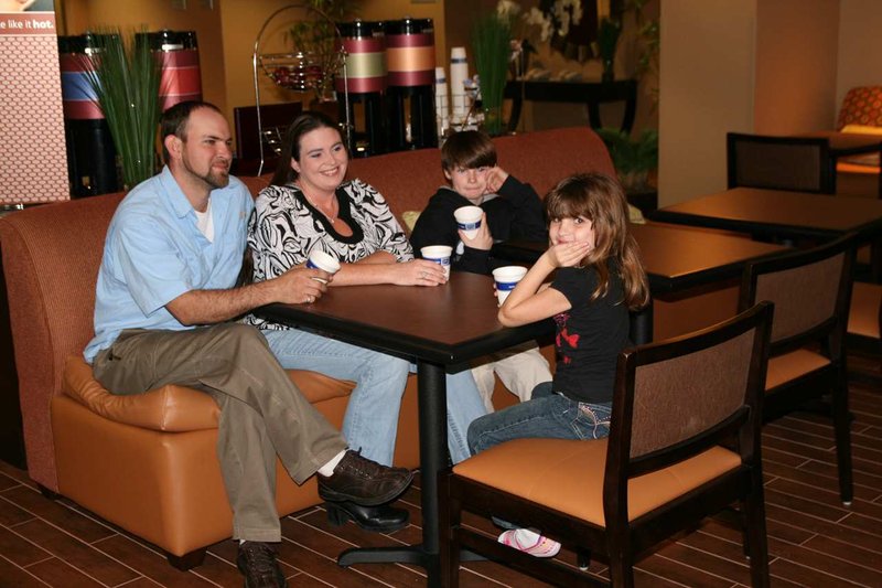 Hampton Inn & Suites Laurel, Ms - Laurel, MS