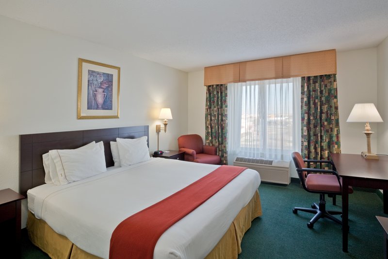 Holiday Inn Express - Liberal, KS