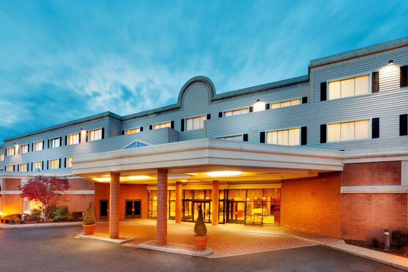 Crowne Plaza SOUTHBURY - Southbury, CT