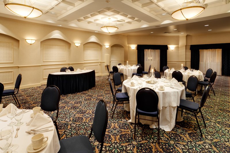 Crowne Plaza SOUTHBURY - Southbury, CT