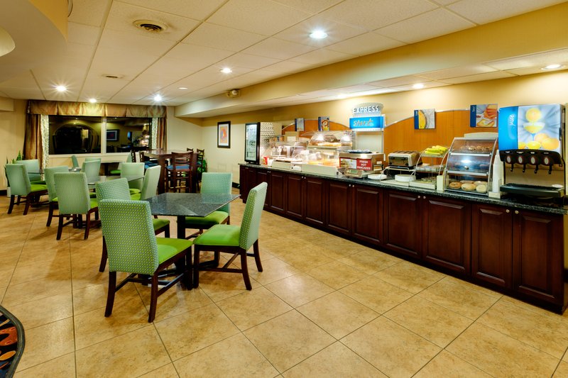 Holiday Inn Express OWEGO - Tioga Center, NY