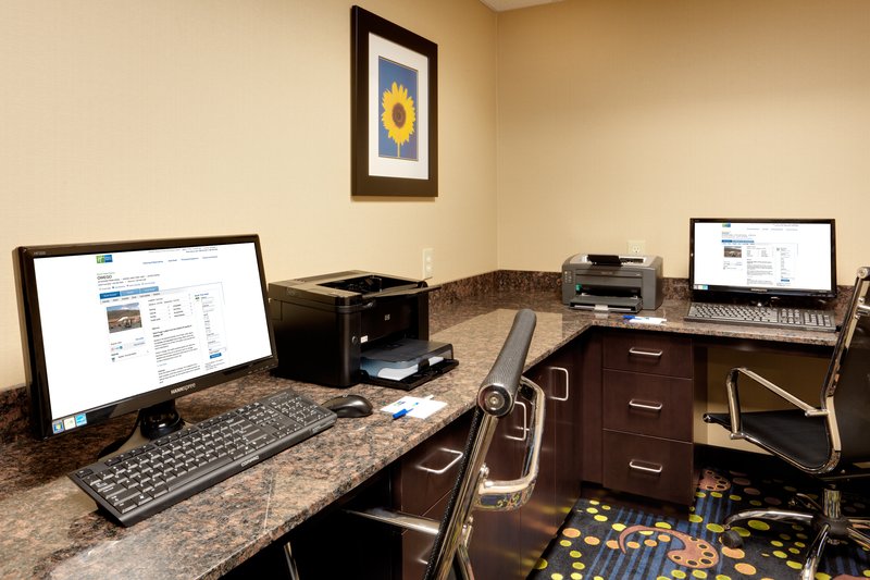 Holiday Inn Express OWEGO - Tioga Center, NY