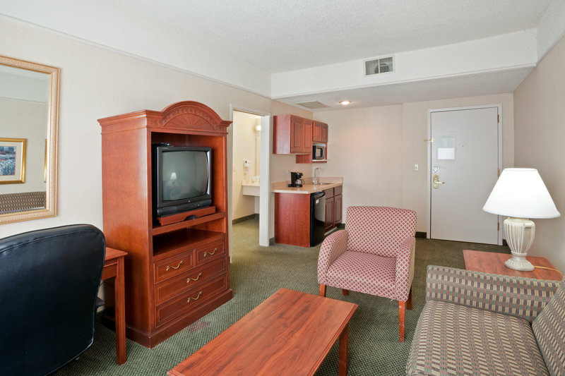 Holiday Inn Hotel & Suites OVERLAND PARK-WEST - Overland Park, KS