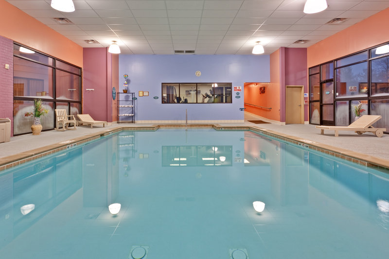 Baymont Inn & Suites - Albany, GA