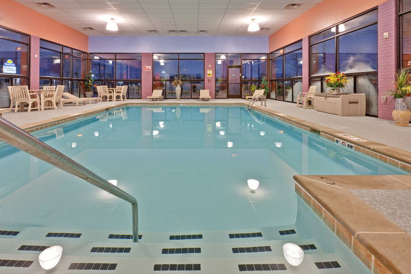 Baymont Inn & Suites - Albany, GA
