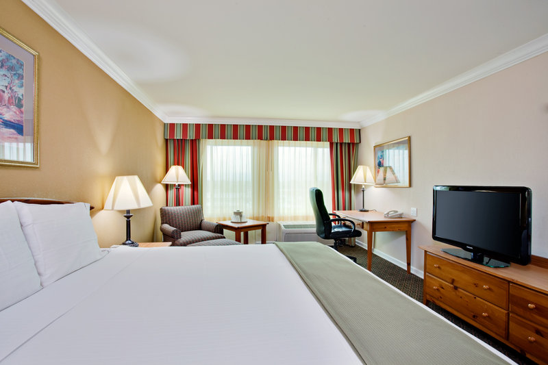Holiday Inn Express VAN NUYS - Van Nuys, CA