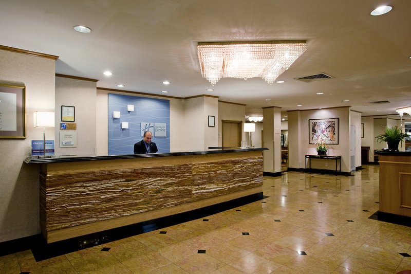 HOLIDAY INN EXPRESS-VAN NUYS - Van Nuys, CA