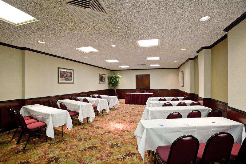 Holiday Inn Express VAN NUYS - Van Nuys, CA