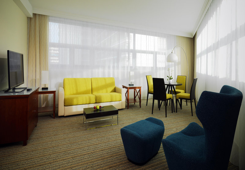 Hotel Courtyard by Marriott Berlin City Center Courtyard Suite - Living Room