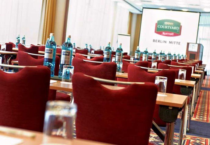 Hotel Courtyard by Marriott Berlin City Center Toscana Meeting Room