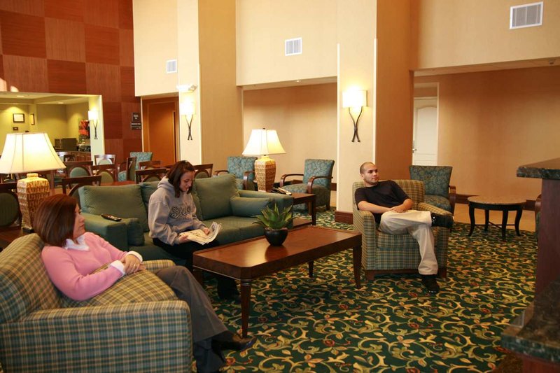 Hampton Inn & Suites Hartford-Manchester - Manchester, CT