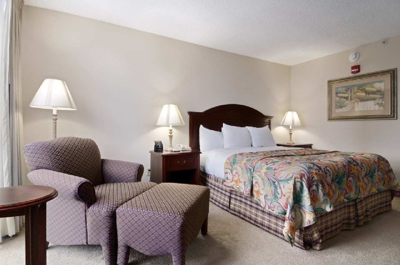 Doubletree By Hilton Hotel Midland Plaza - Midland, TX