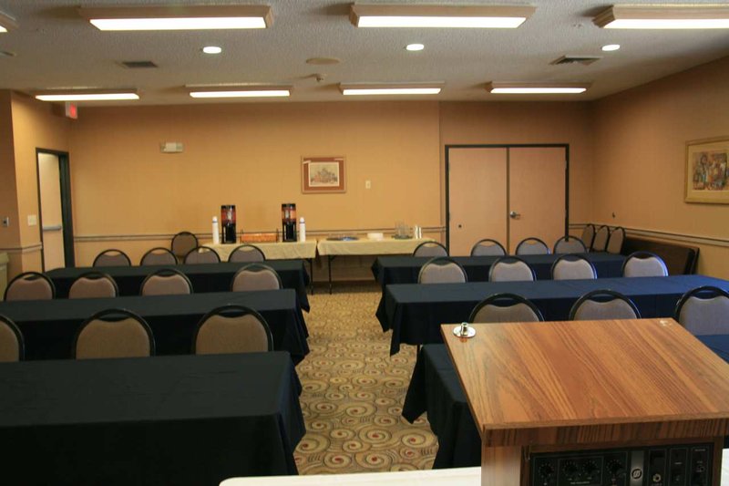 Hampton Inn-Manhattan - Manhattan, KS