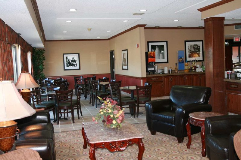 Hampton Inn-Manhattan - Manhattan, KS