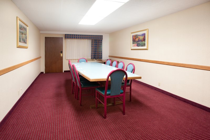 Clarion Inn & Suites - Craig, CO