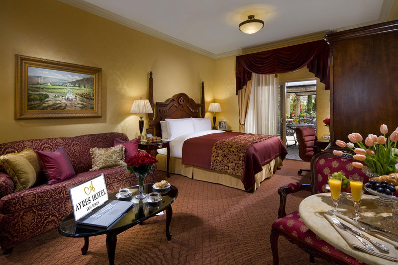 Ayres Hotel Seal Beach