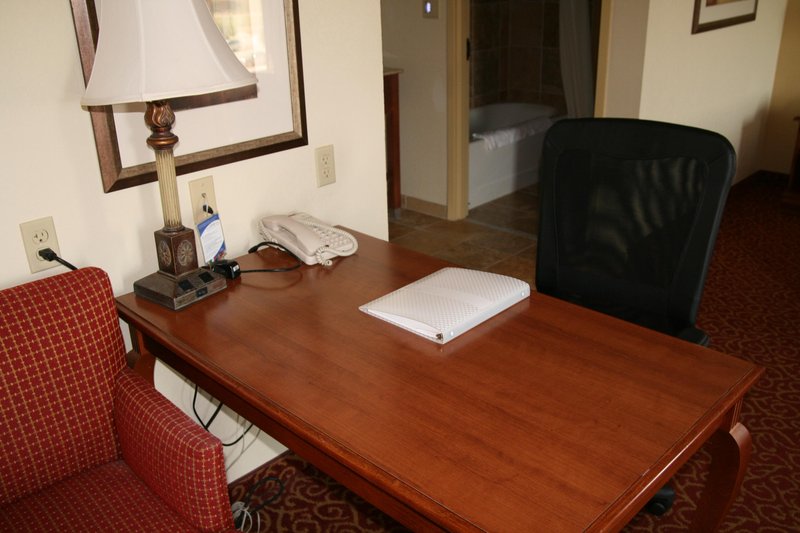 Hampton Inn & Suites McComb - McComb, MS