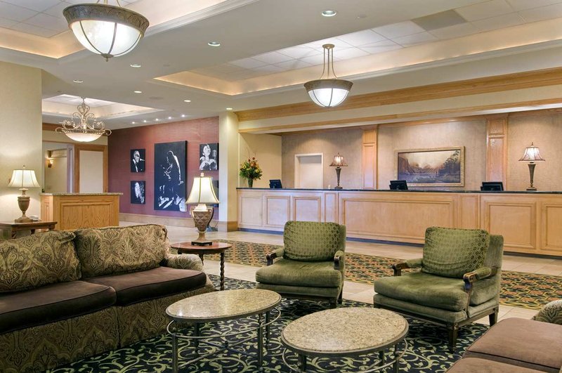 Hilton-Airport - Kansas City, MO