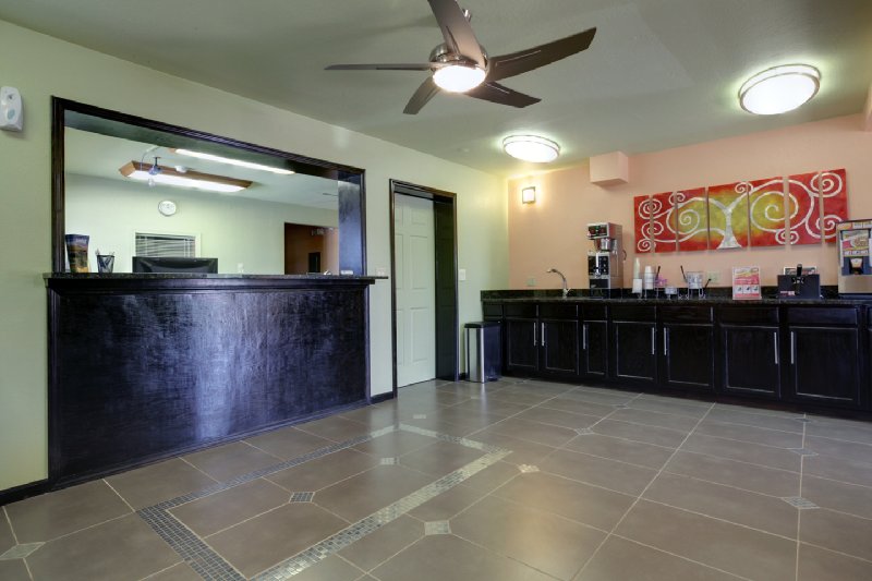 Americas Best Value Inn - Enid, OK