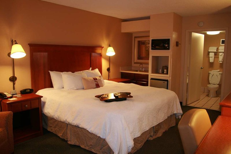 Hampton Inn & Suites Macon I-475 - Macon, GA