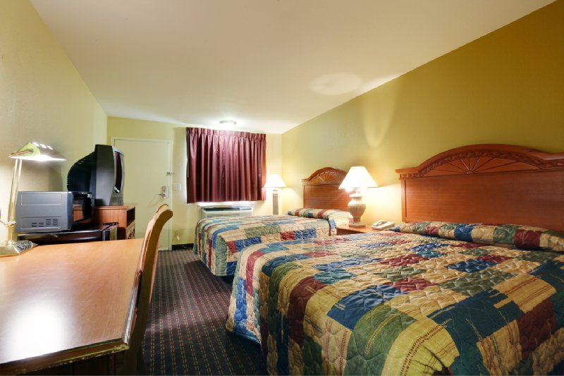 Americas Best Value Inn & Suites-Yukon/Oklahoma City - Yukon, OK