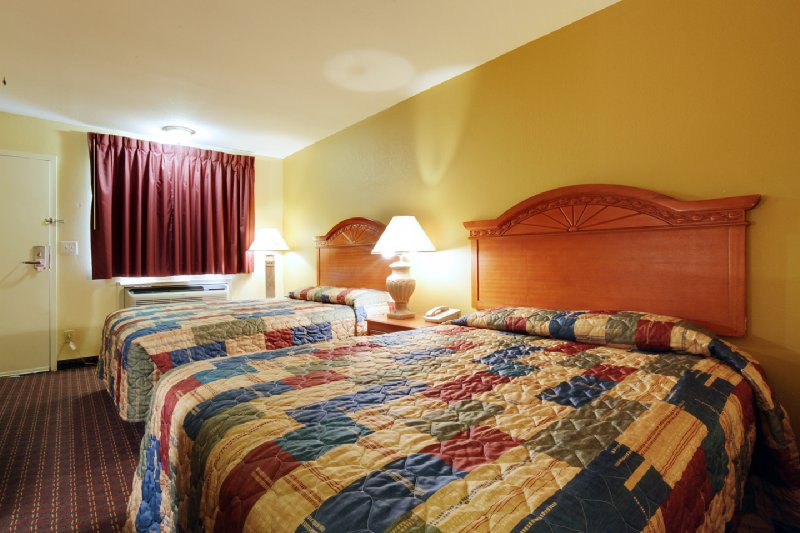 Americas Best Value Inn & Suites-Yukon/Oklahoma City - Yukon, OK