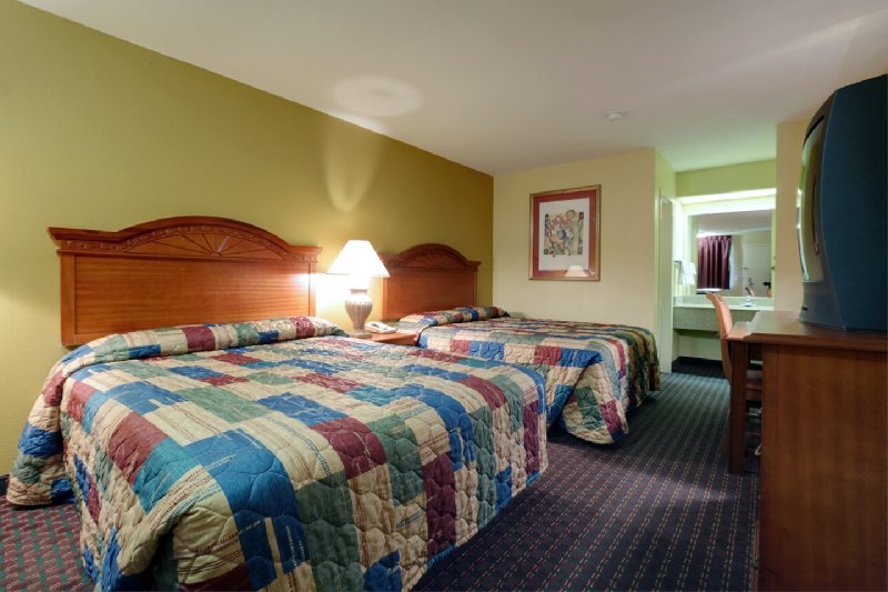 Americas Best Value Inn & Suites-Yukon/Oklahoma City - Yukon, OK