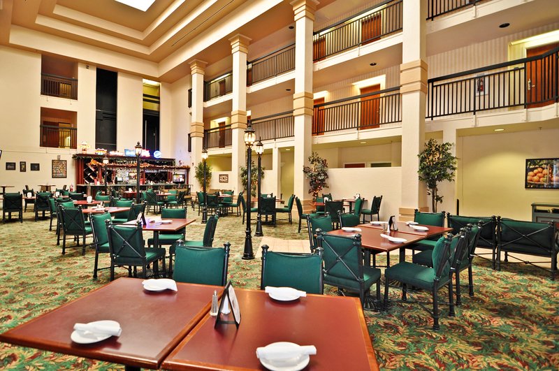 Best Western Plus-Villa Del - Patterson, CA