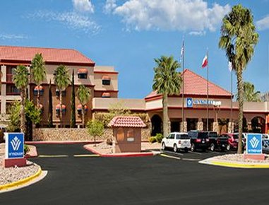 Wyndham El Paso Airport Hotel And Water Park - El Paso, TX