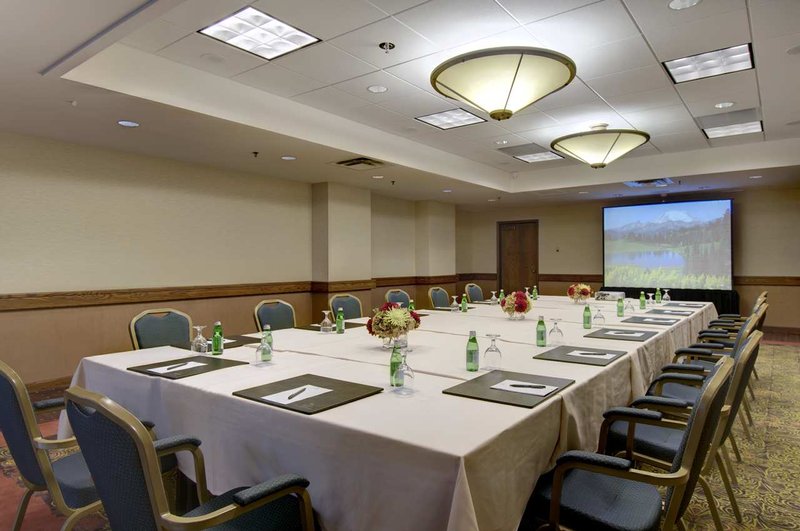 Hilton-Bellevue - Bellevue, WA