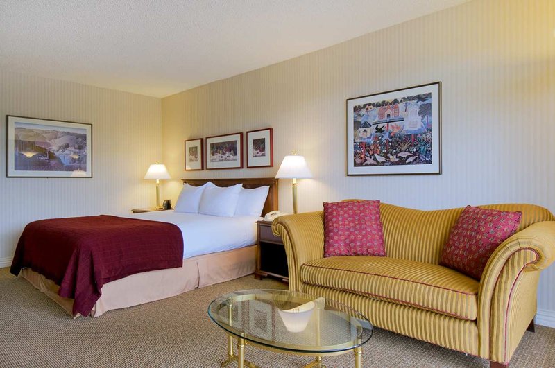 Hilton-Bellevue - Bellevue, WA