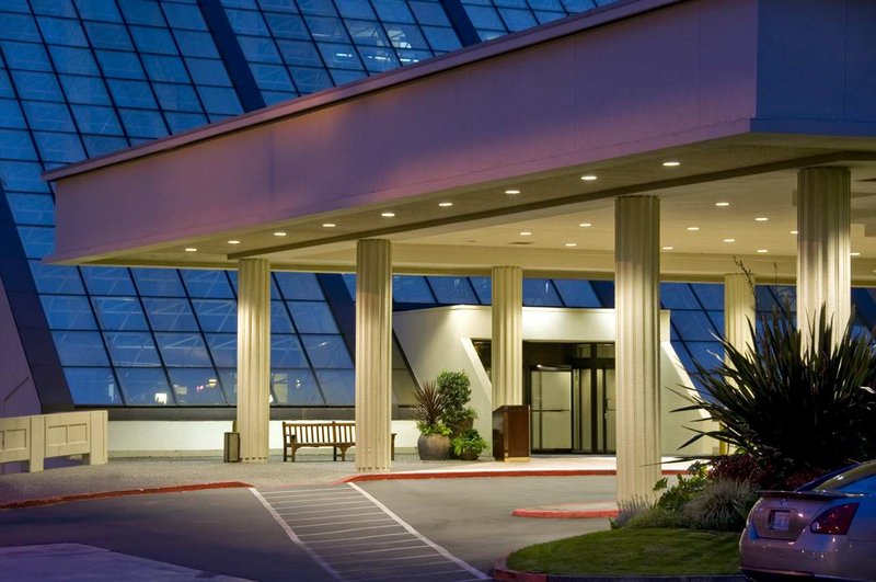 Hilton-Bellevue - Bellevue, WA