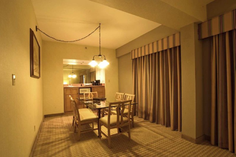 Doubletree Suites By Hilton Hotel McAllen - McAllen, TX