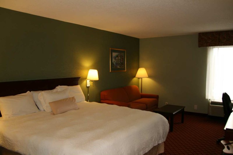 Hampton Inn Hillsville - Hillsville, VA