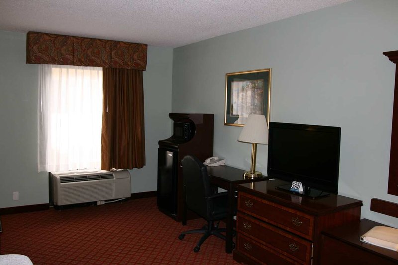 Hampton Inn Hillsville - Hillsville, VA