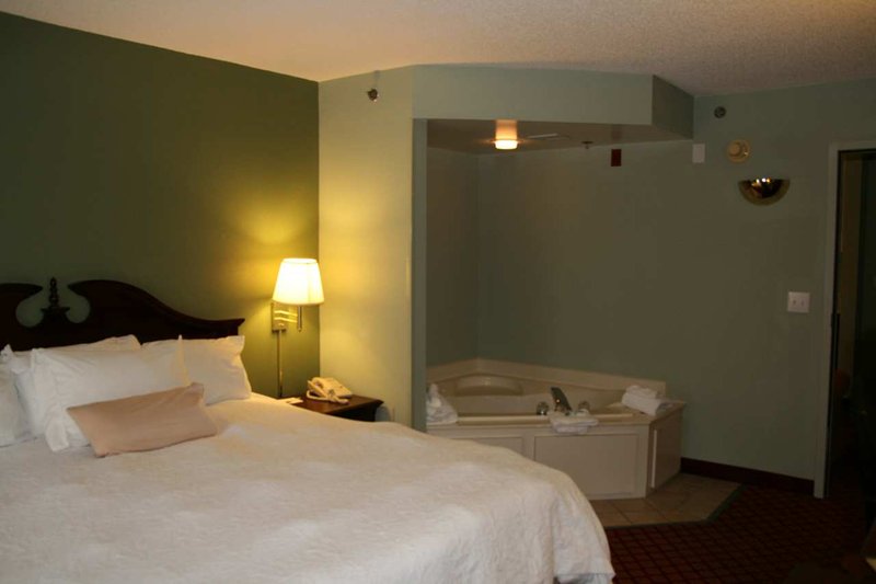 Hampton Inn Hillsville - Hillsville, VA