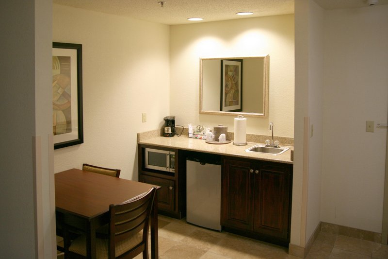 Hampton Inn & Suites Muncie - Muncie, IN