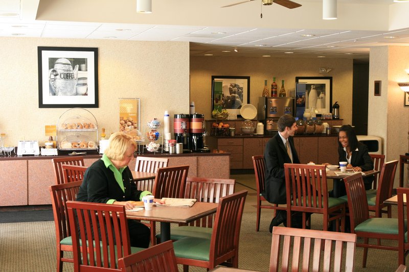 Hampton Inn Kansas City/Shawnee Mission - Shawnee, KS