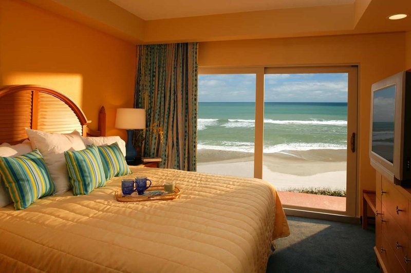 Melbourne Oceanfront Quality Suites Hotel - Indialantic, FL