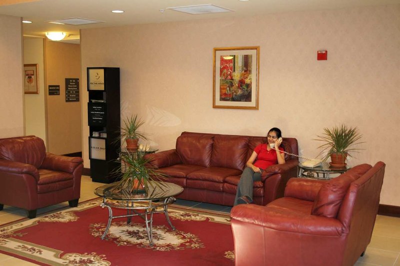 Hampton Inn & Suites Lamar - Mill Hall, PA