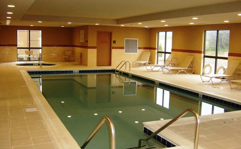 Hampton Inn & Suites Lamar - Mill Hall, PA
