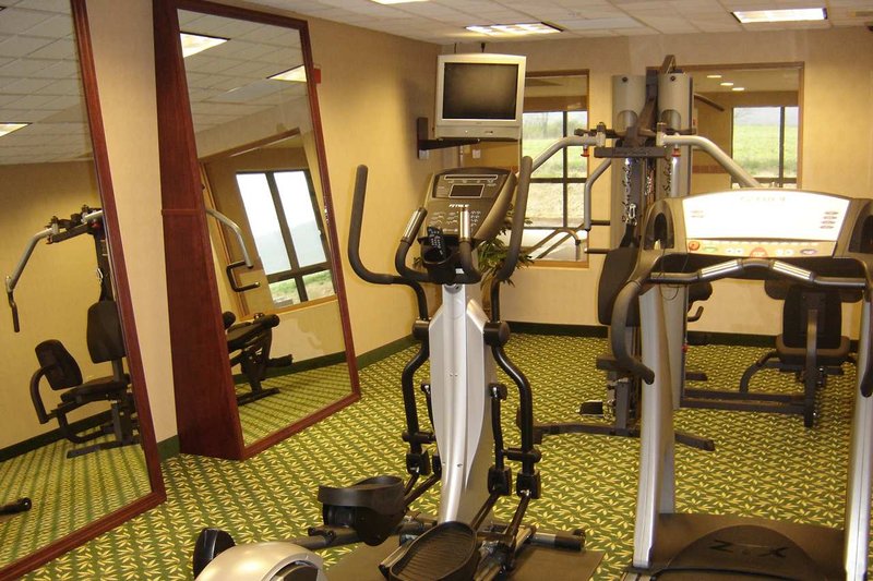 Hampton Inn & Suites Lamar - Mill Hall, PA