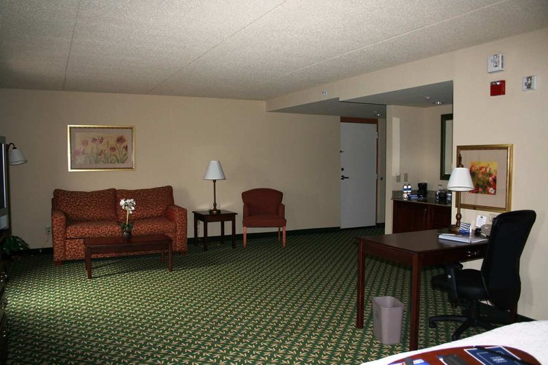 Hampton Inn & Suites Lamar - Mill Hall, PA