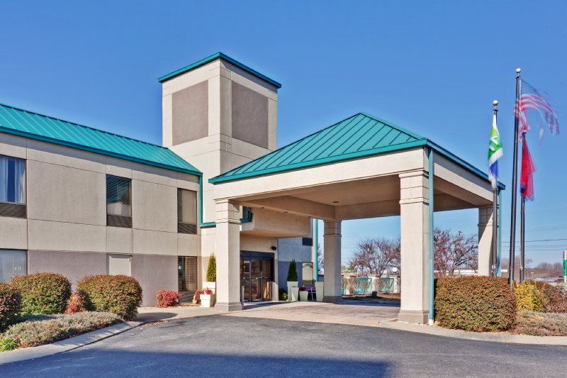 Comfort Inn - Clarksville, TN